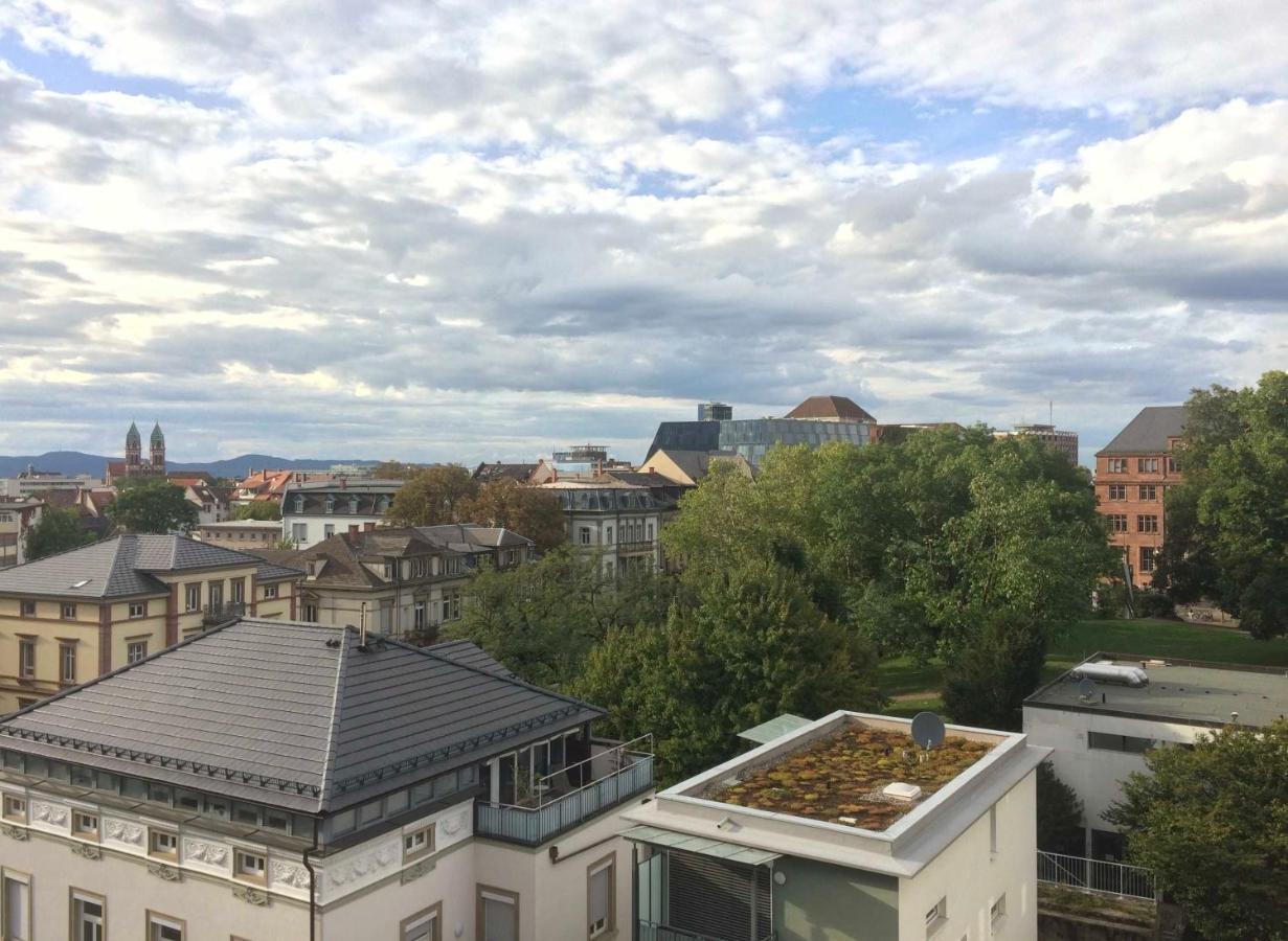 Freiburg Citywohnung Екстер'єр фото